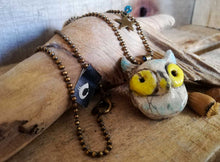 Charger l'image dans la galerie, Chouette hibou pendentif collier artisanal terre argile sababou sista drum