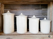 Charger l'image dans la galerie, Poterie terre argile blanche émail sababou sistadrum.com pot alimentaire décoratif fait main