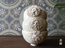 Charger l'image dans la galerie, Tasse terre cuite artisanal artisan argile commère café thé inuit visage atelier sababou@gmail.com sistadrum.com céramique