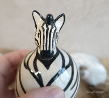 Charger l'image dans la galerie, Le petit zèbre
