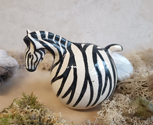 Charger l'image dans la galerie, Le petit zèbre
