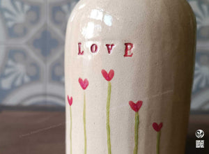 Bouteille carafe pichet coeur nature terre émaillée céramique modelage artisanat artisan local atelier sababou sistadrum.com  